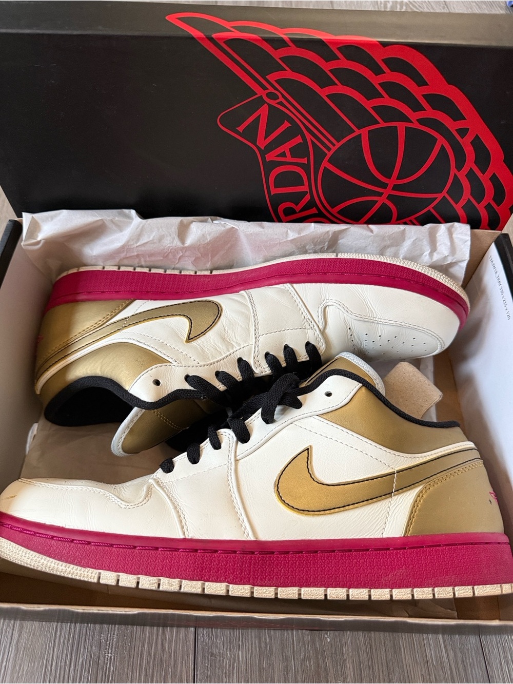 Nike Air Jordan 1 Retro Low in ‘’Matador’